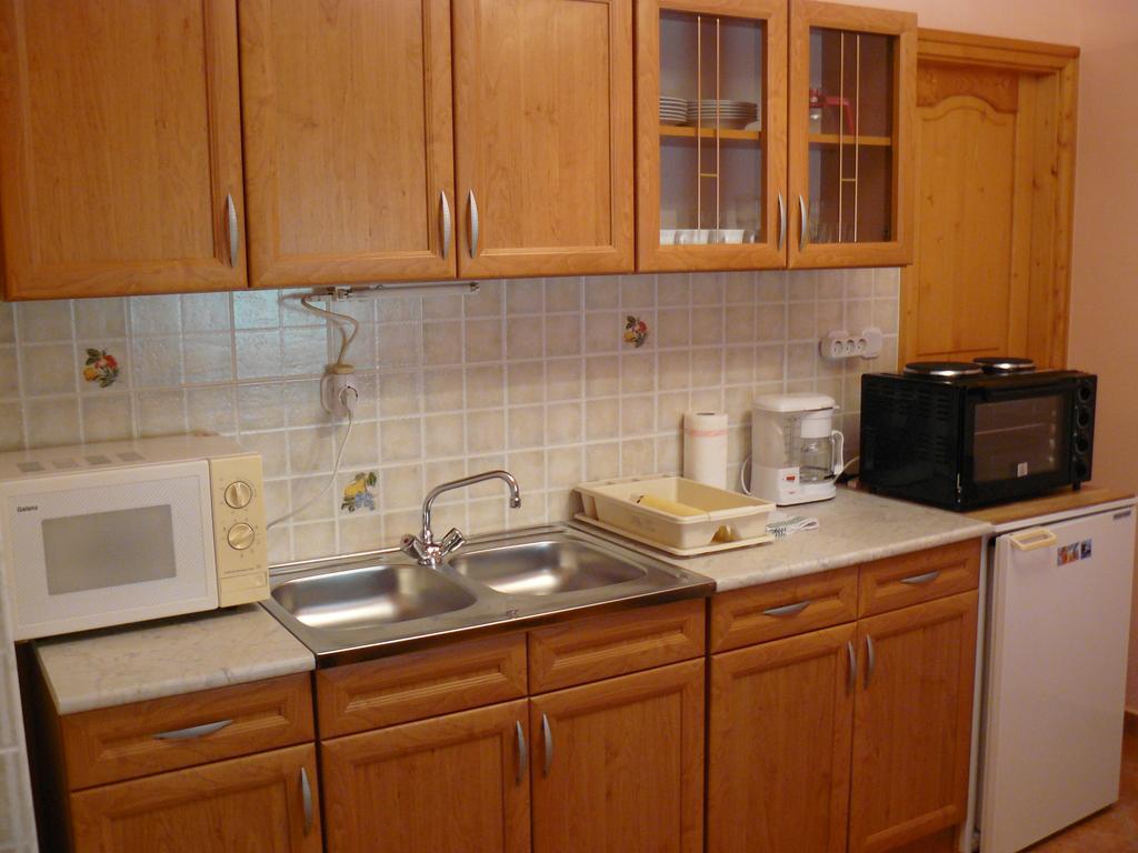 Zsuzsi Apartman Zalakaros Ruang foto